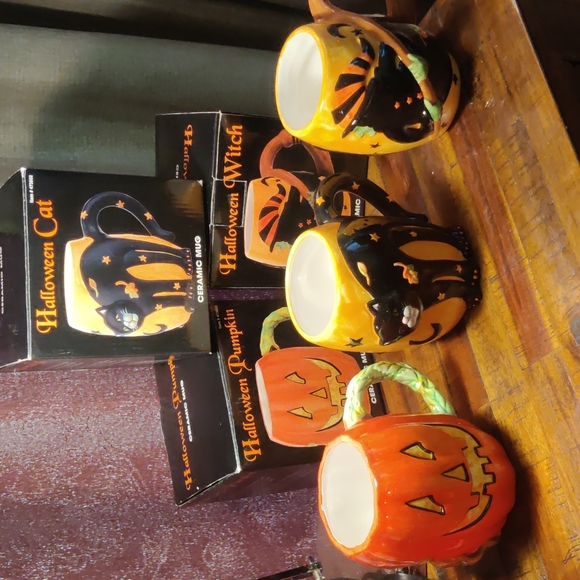 Certified International Halloween Ceramic Mugs (3)